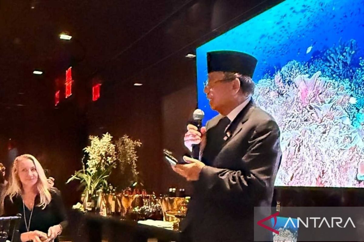 Duta Besar Indonesia Indroyono Soesilo berbicara dalam forum konservasi Raja Ampat di New York