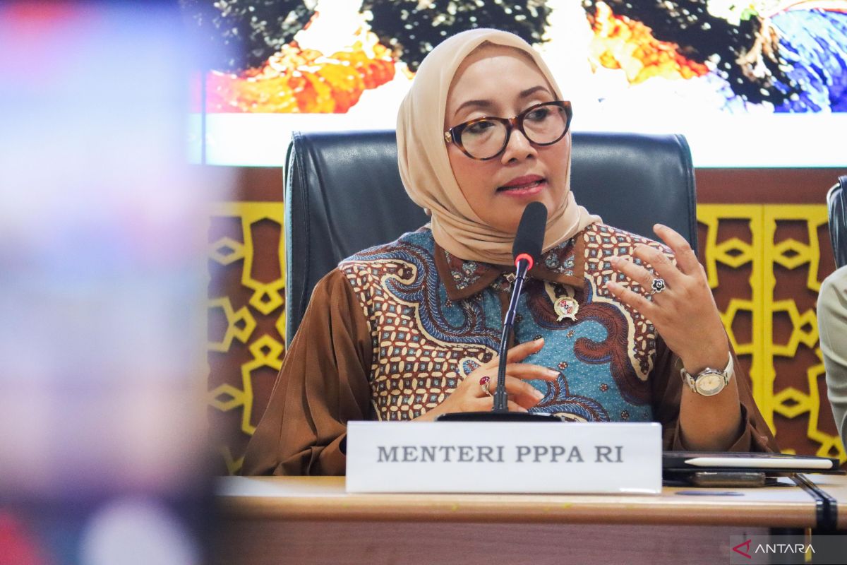 Menteri Pemberdayaan Perempuan dan Perlindungan Anak Arifah Fauzi
